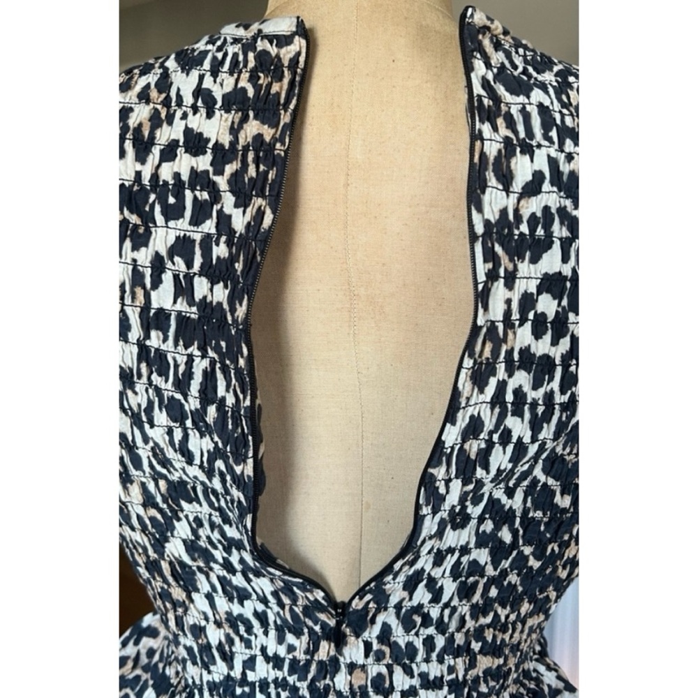Ganni Smocked Animal Print Leopard Peplum Top 34/ XS or 2 - Picture 6 of 15